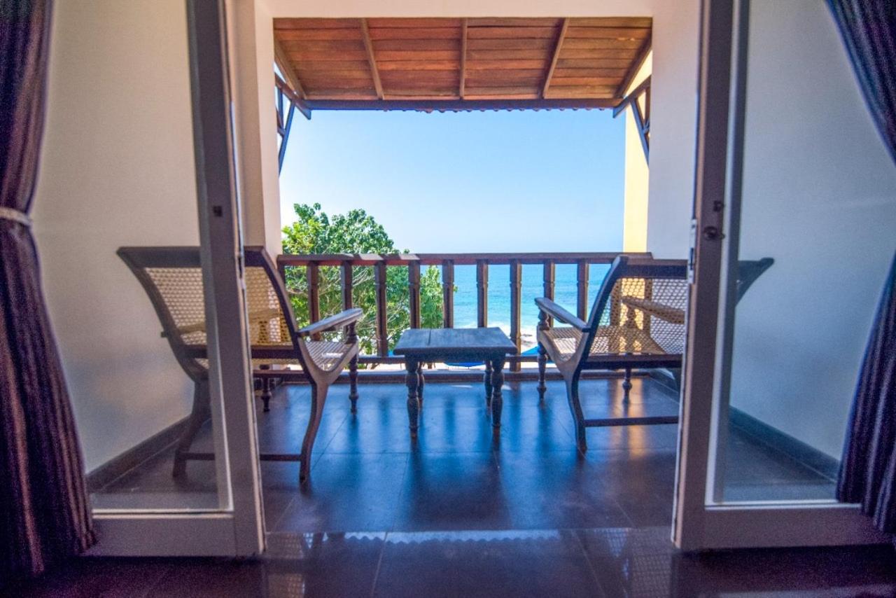 Amanda Beach Villas ウナワトゥナ エクステリア 写真