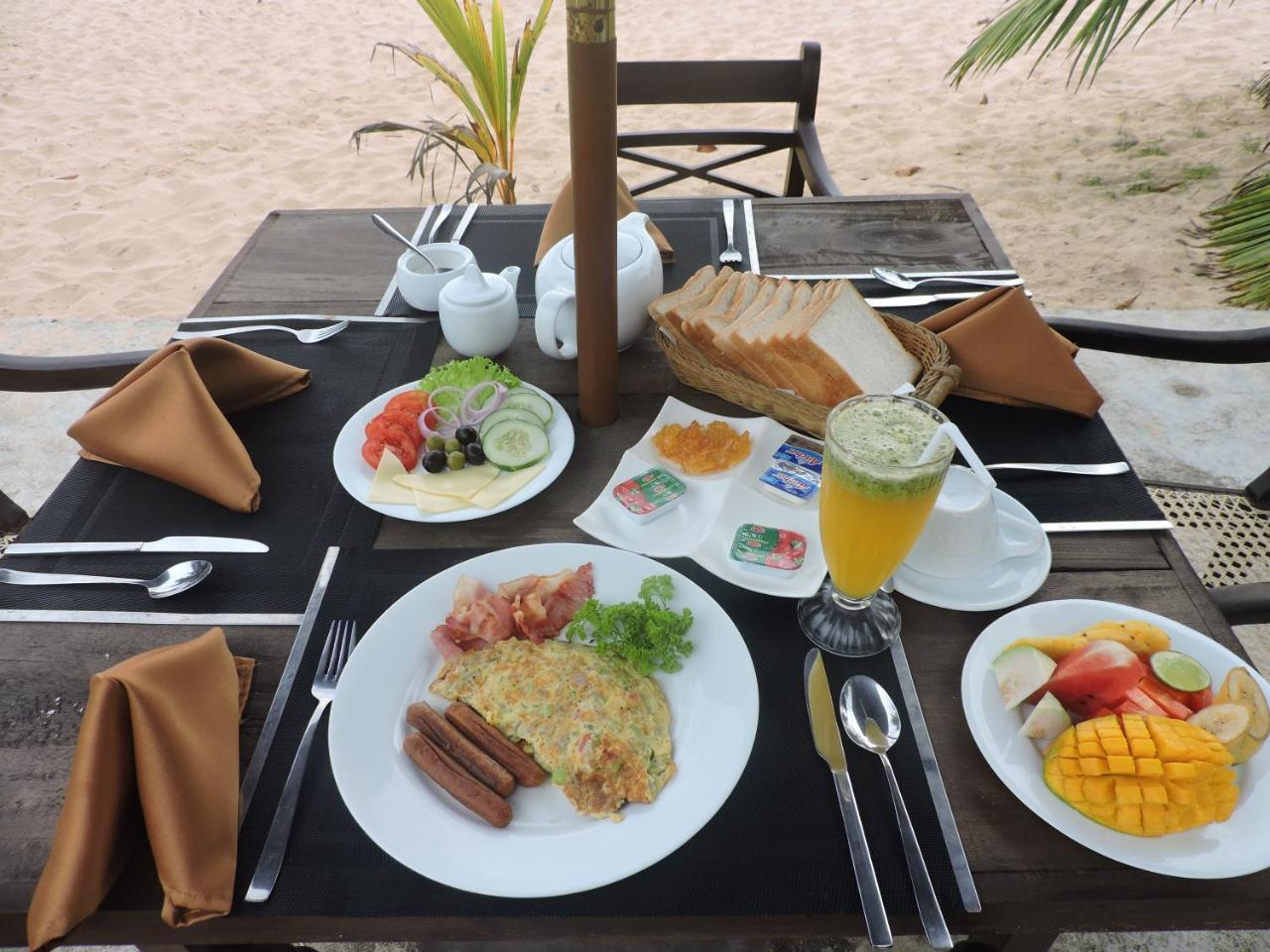 Amanda Beach Villas ウナワトゥナ エクステリア 写真